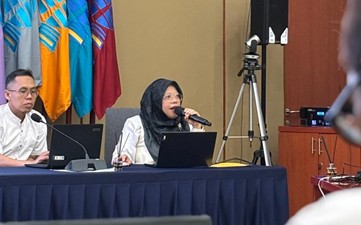 Paparan Wakil Dekan FST UT